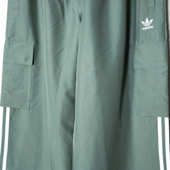 Adidas Originals Track Pants Sage Green Size Large Cargo Streetwear - Picture 4 of 9